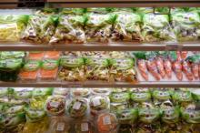 acquisto di frutta e verdura confezionata